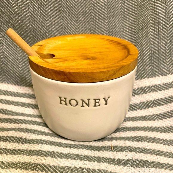Hearth & Hand Kitchen Hearth Hand With Magnolia Stoneware Honey Pot
